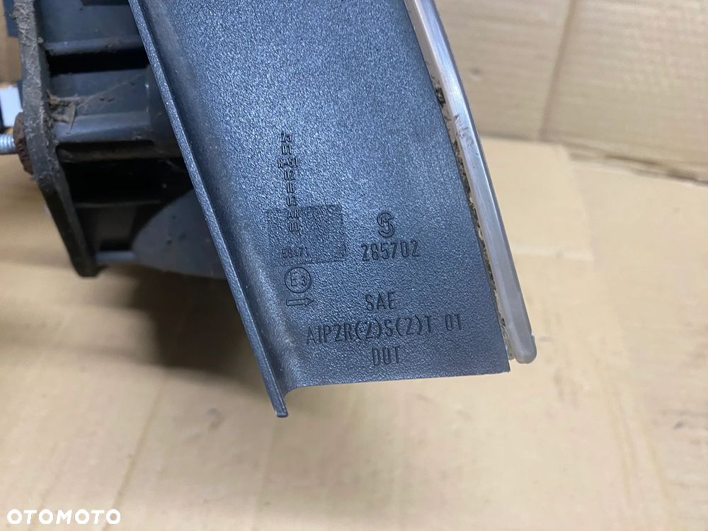 LAMPA TYLNA PRAWA BMW E46 COMPACT 6920248 28570234 - 4