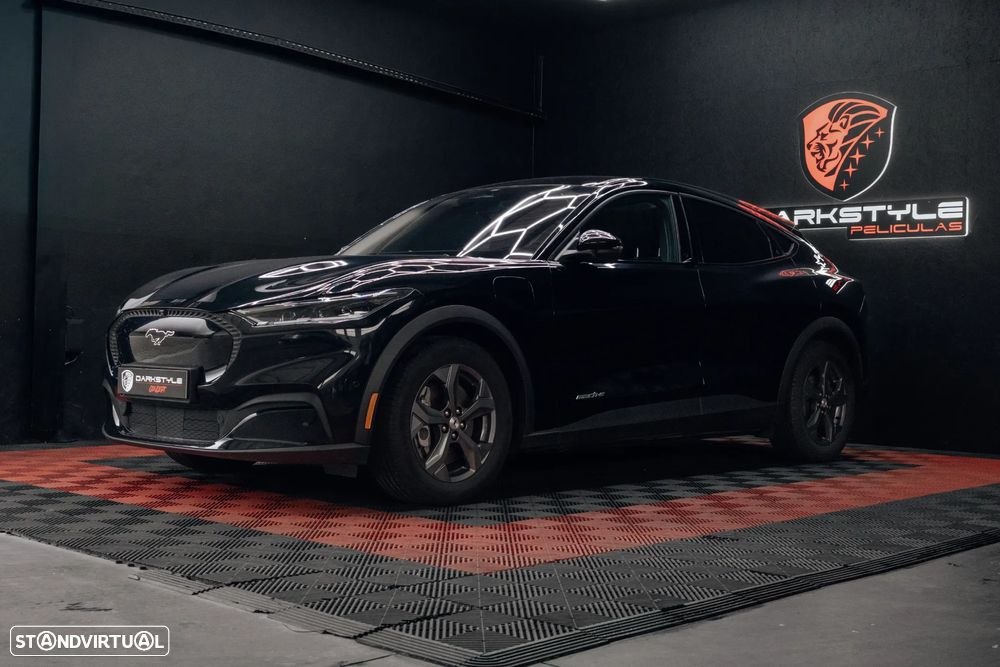 Ford Mustang Mach-E Standard - 3