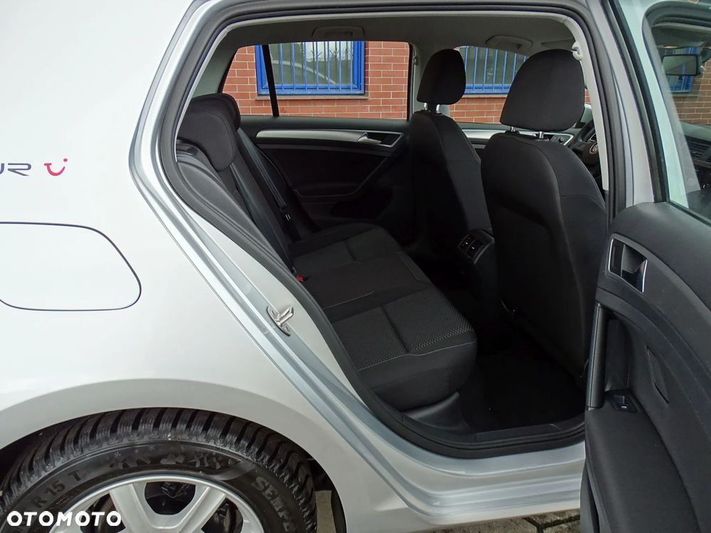 Volkswagen Golf 1.0 TSI Comfortline - 24