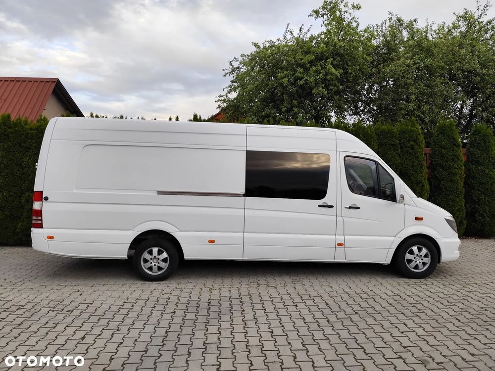 Mercedes-Benz SPRINTER - 15