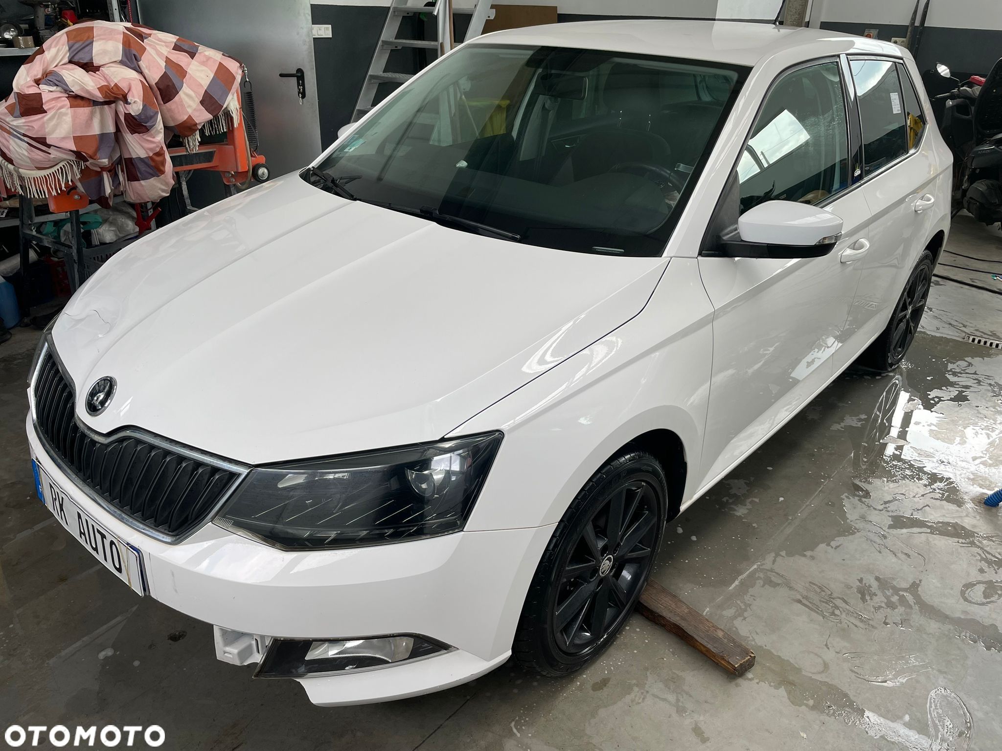 Skoda Fabia 1.2 TSI Active - 1