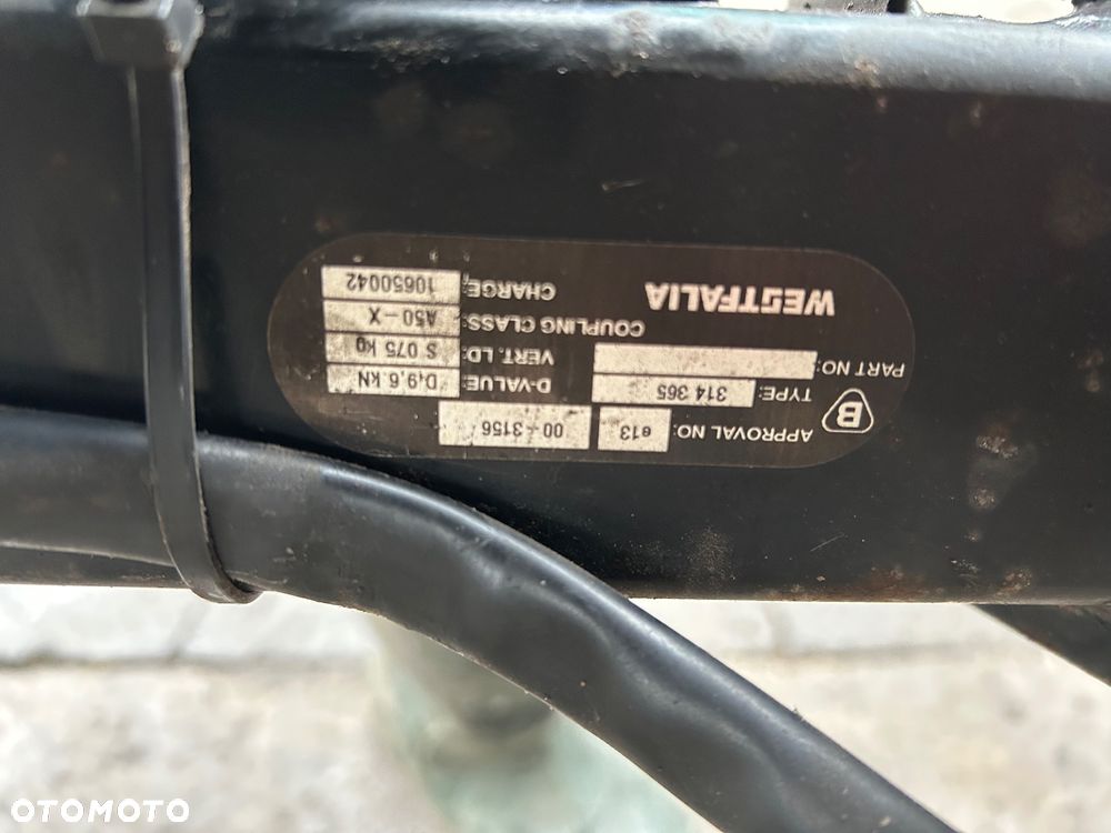Hak kompletny Opel Astra J 4 kombi - 3