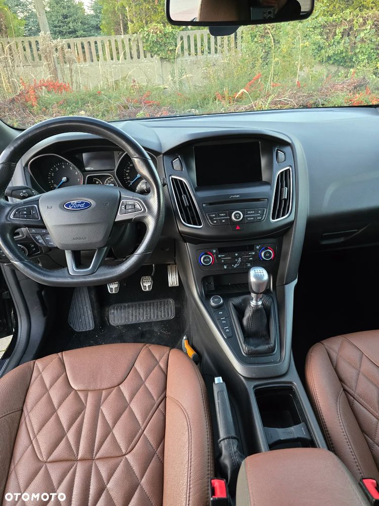 Ford Focus 1.0 EcoBoost Start-Stopp-System ST-LINE - 9