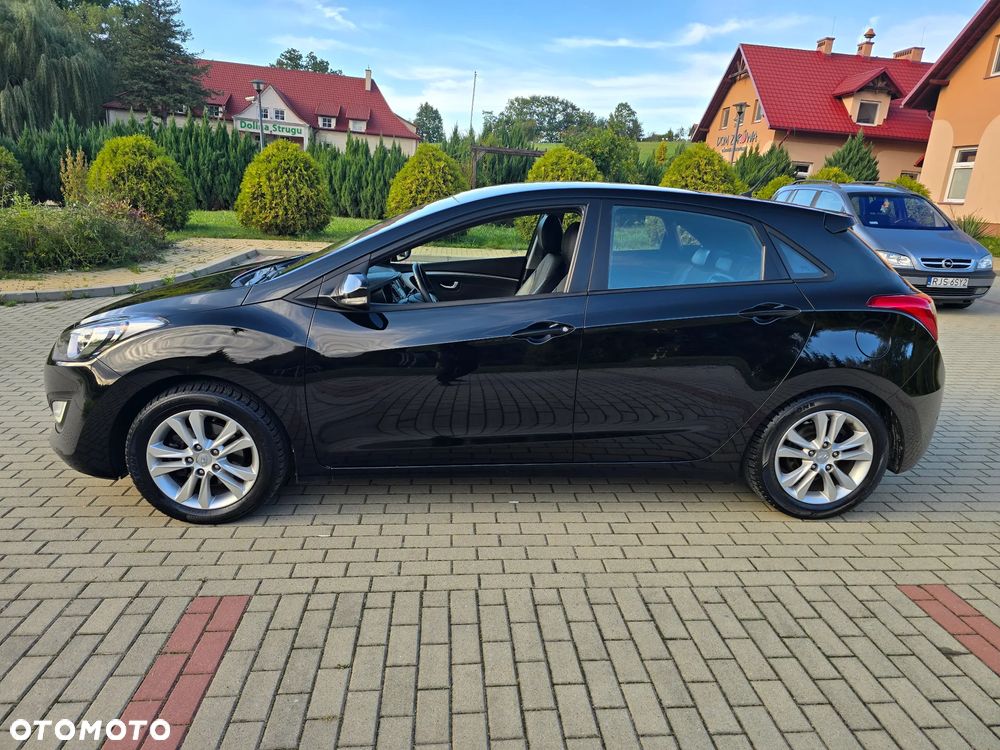 Hyundai i30 1.4 Premium - 17