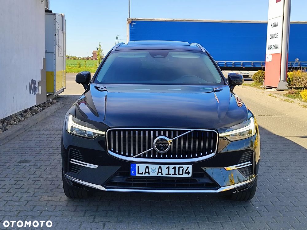 Volvo XC 60 T8 AWD Recharge Geartronic Inscription - 2