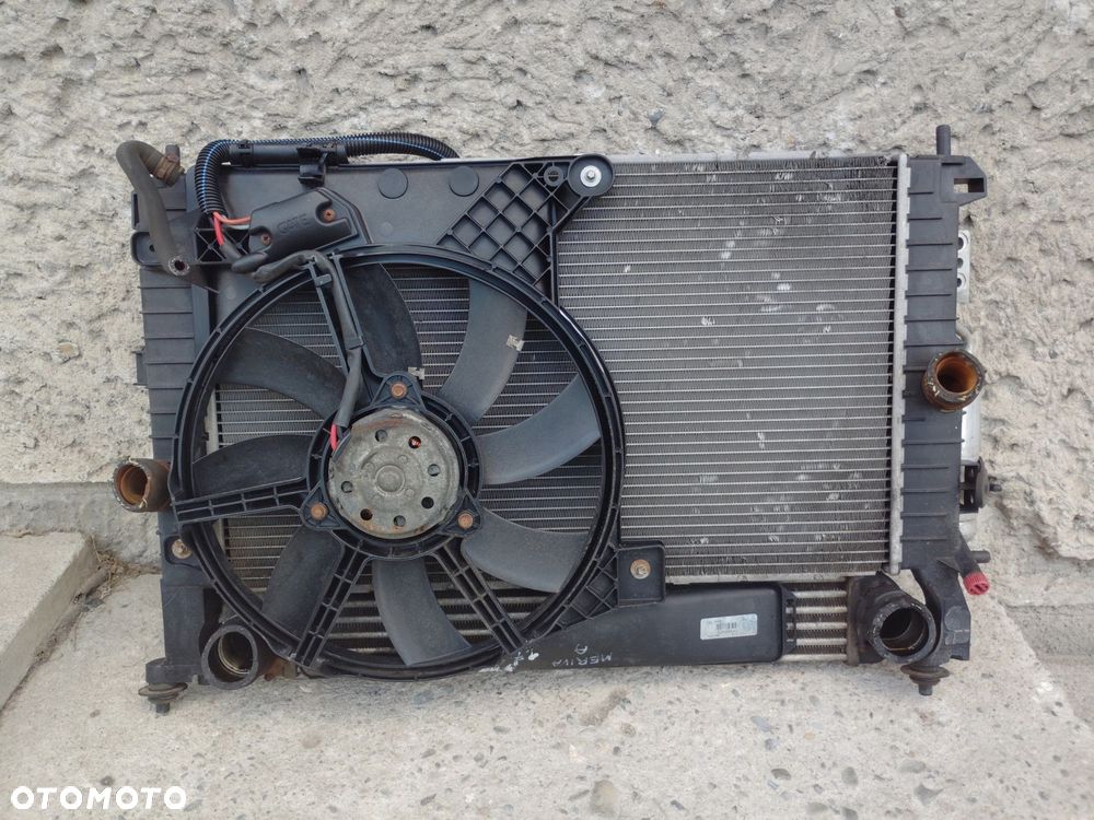 CHŁODNICA WODY 1.7 CDTI OPEL MERIVA A - 4