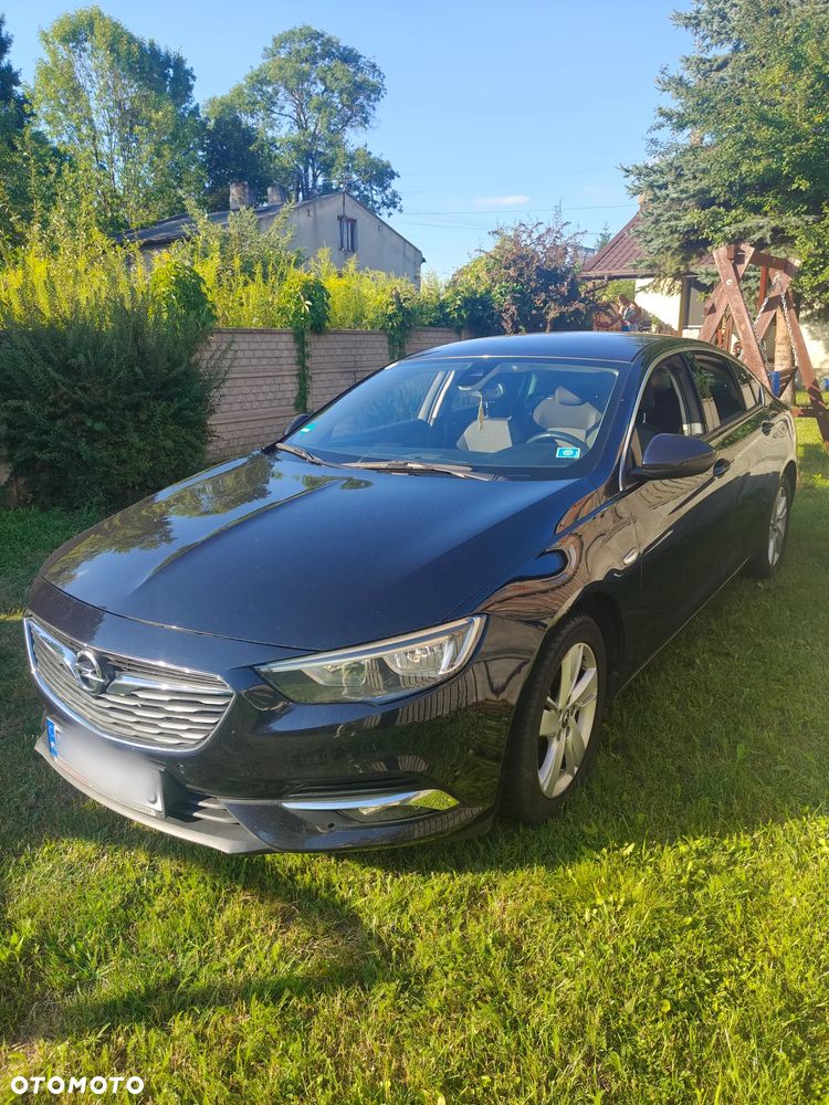 Opel Insignia - 1