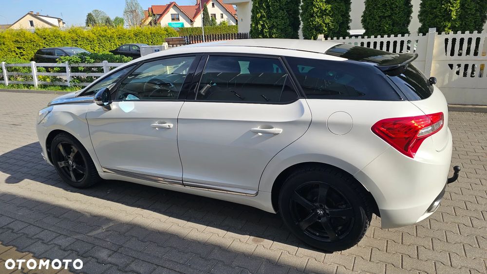 DS Automobiles DS 5 - 7