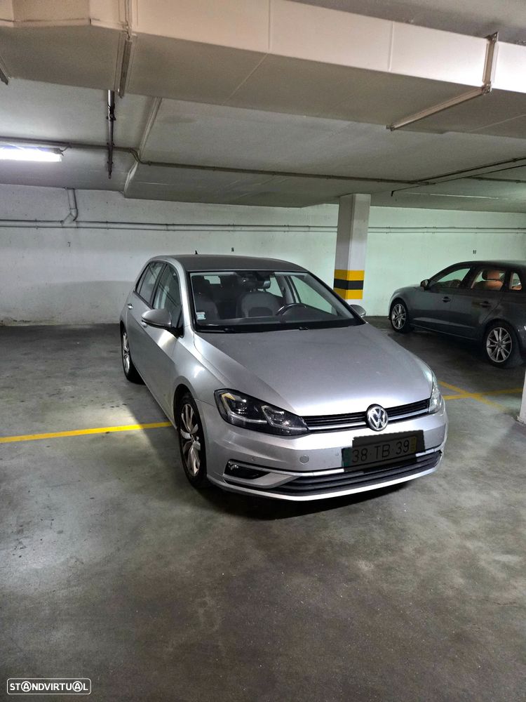 VW Golf 2.0 TDI Highline - 12