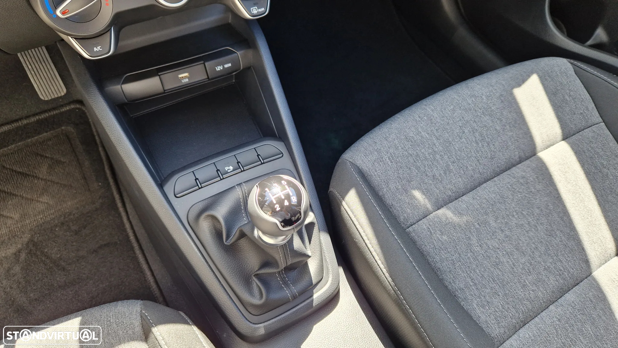 Kia Stonic 1.2 Dynamic - 20