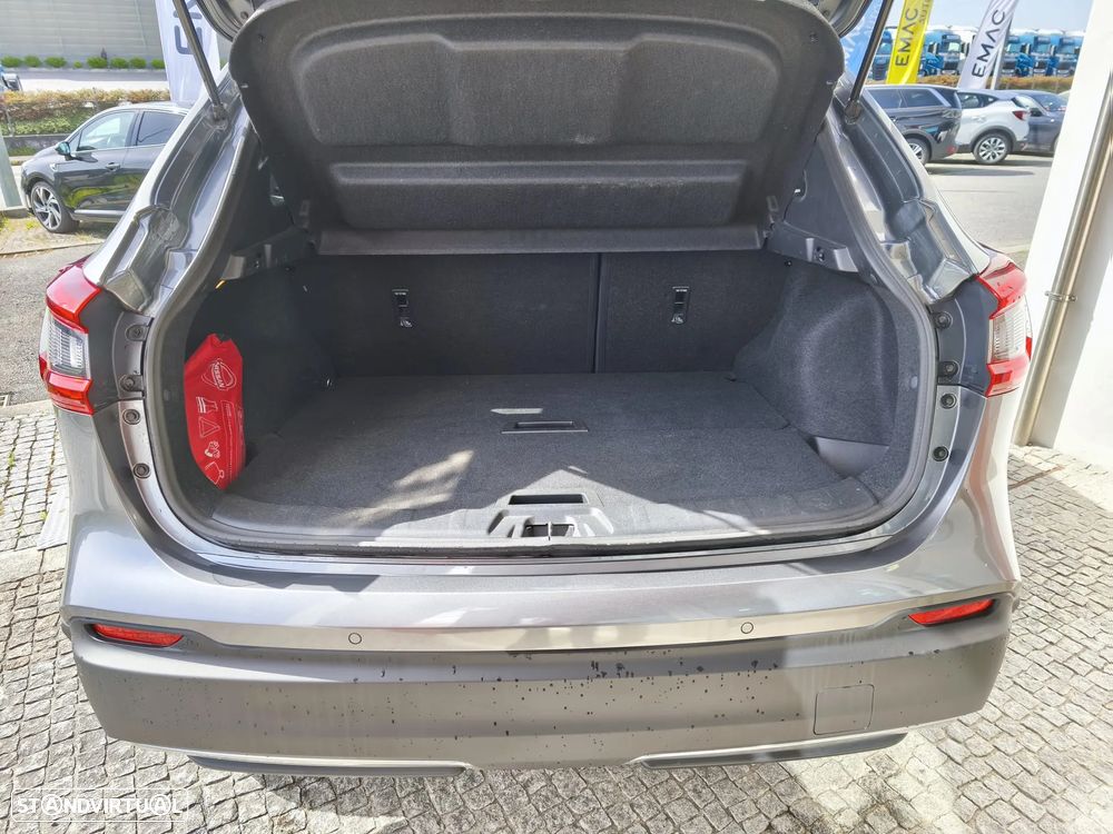 Nissan Qashqai 1.5 dCi N-Connecta 18 - 11