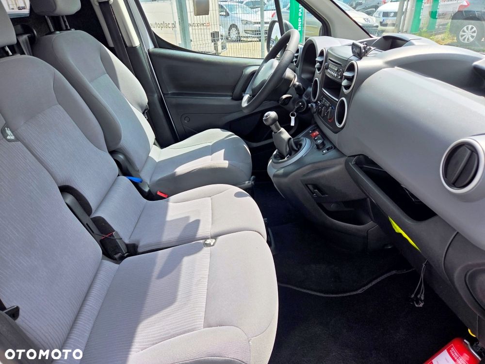 Peugeot Partner - 26