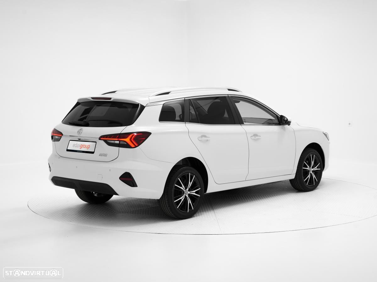 MG MG5 61 kWh Luxury - 3