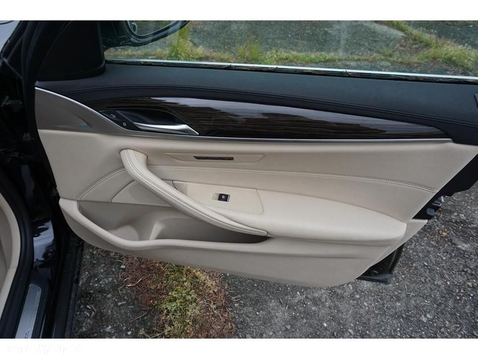 BMW Seria 5 - 26
