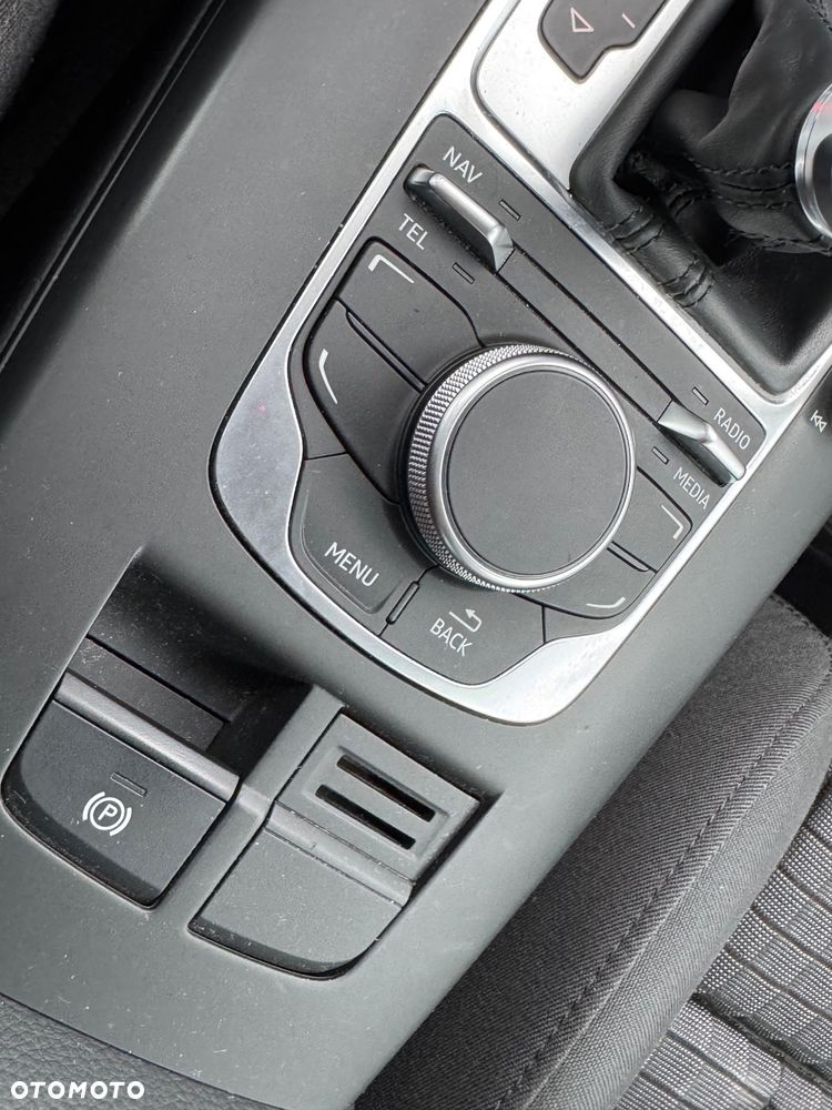 Audi A3 3-drzwiowe 2.0 TDI S tronic Attraction - 38