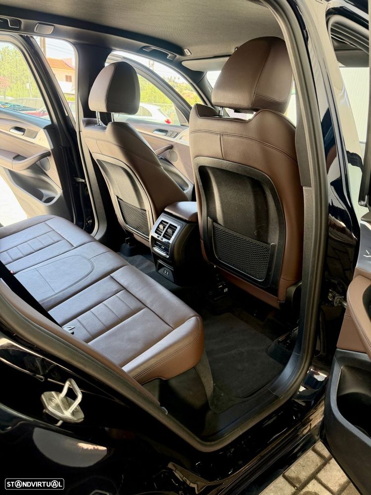 BMW X3 30 e xDrive Pack M - 21