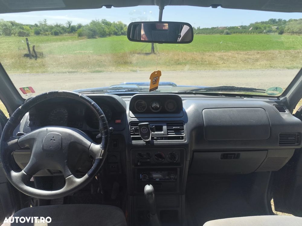 Mitsubishi Pajero - 6