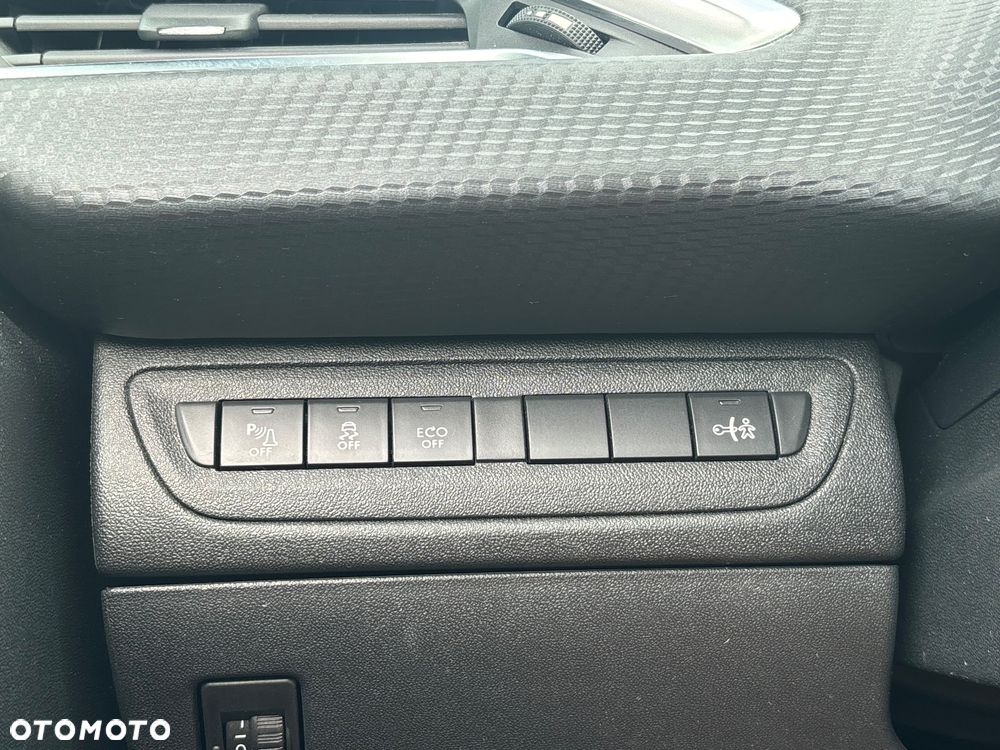 Peugeot 2008 e-HDi FAP 92 STOP & START Active - 19