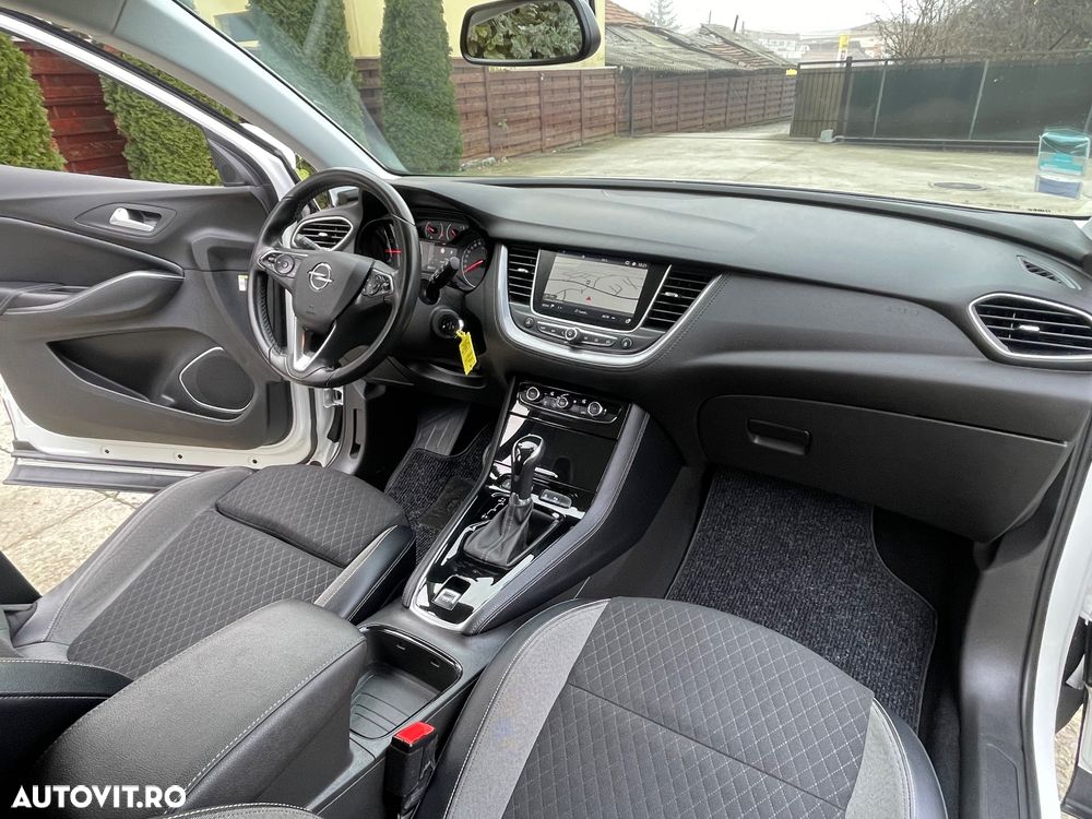 Opel Grandland X 1.2 Start/Stop Automatik Design Line - 28
