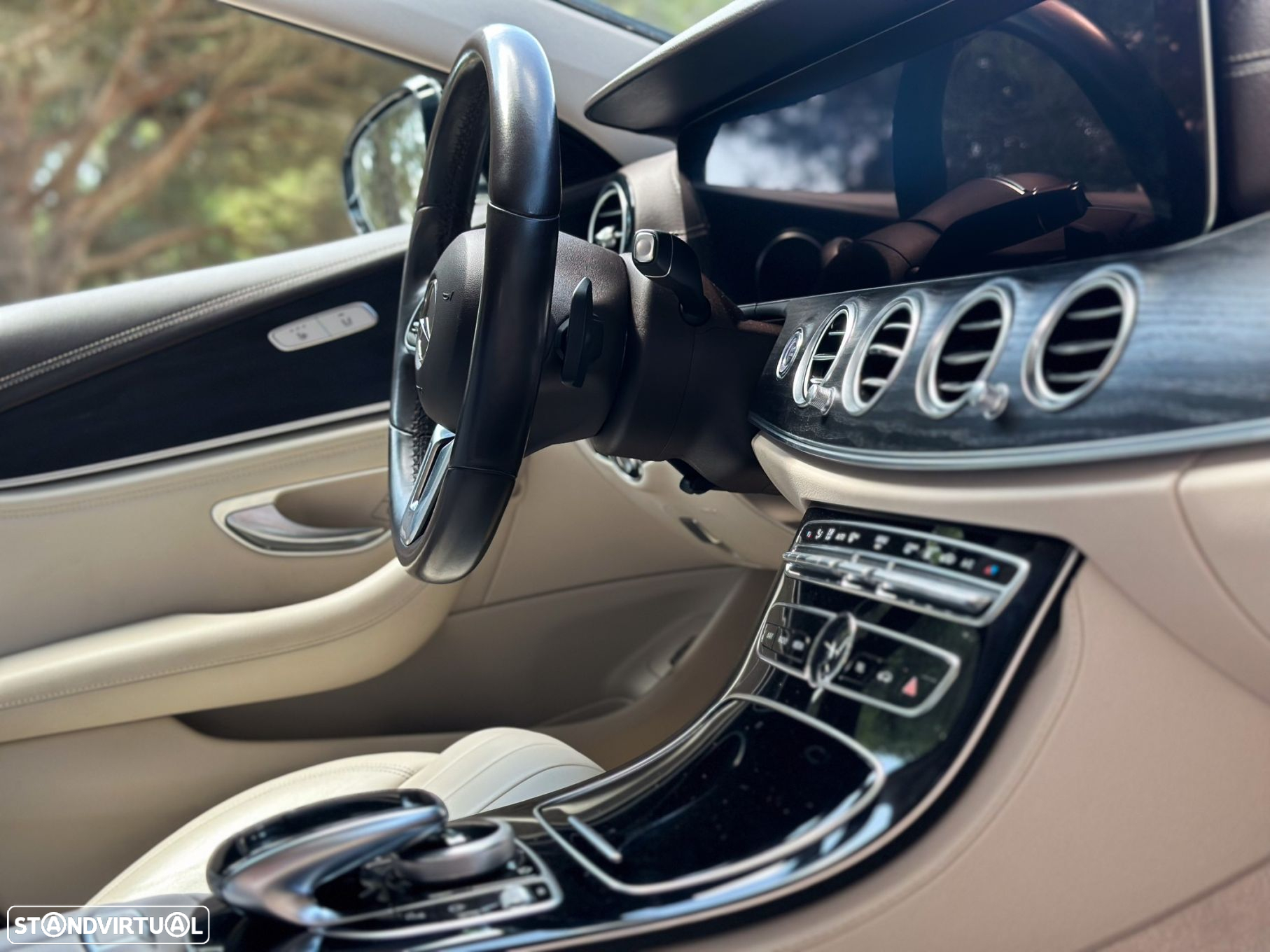 Mercedes-Benz E 300 - 31