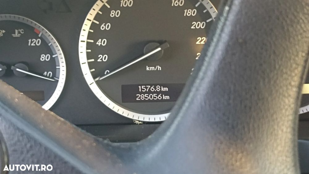 Mercedes-Benz C 200 T-modell - 6
