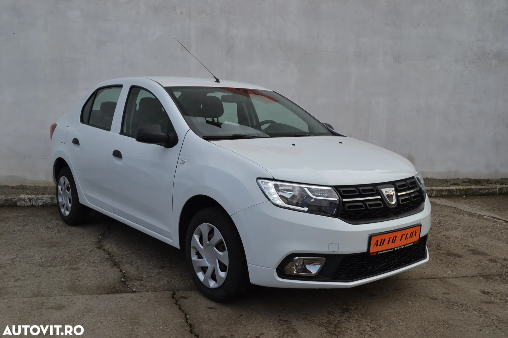Dacia Logan ECO-G 100 MT5 Comfort - 28