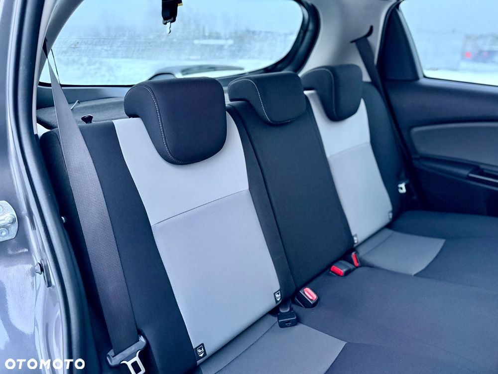Toyota Yaris - 6