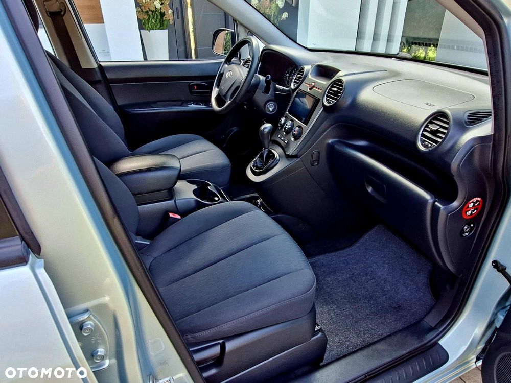 Kia Carens 2.0 EX - 9