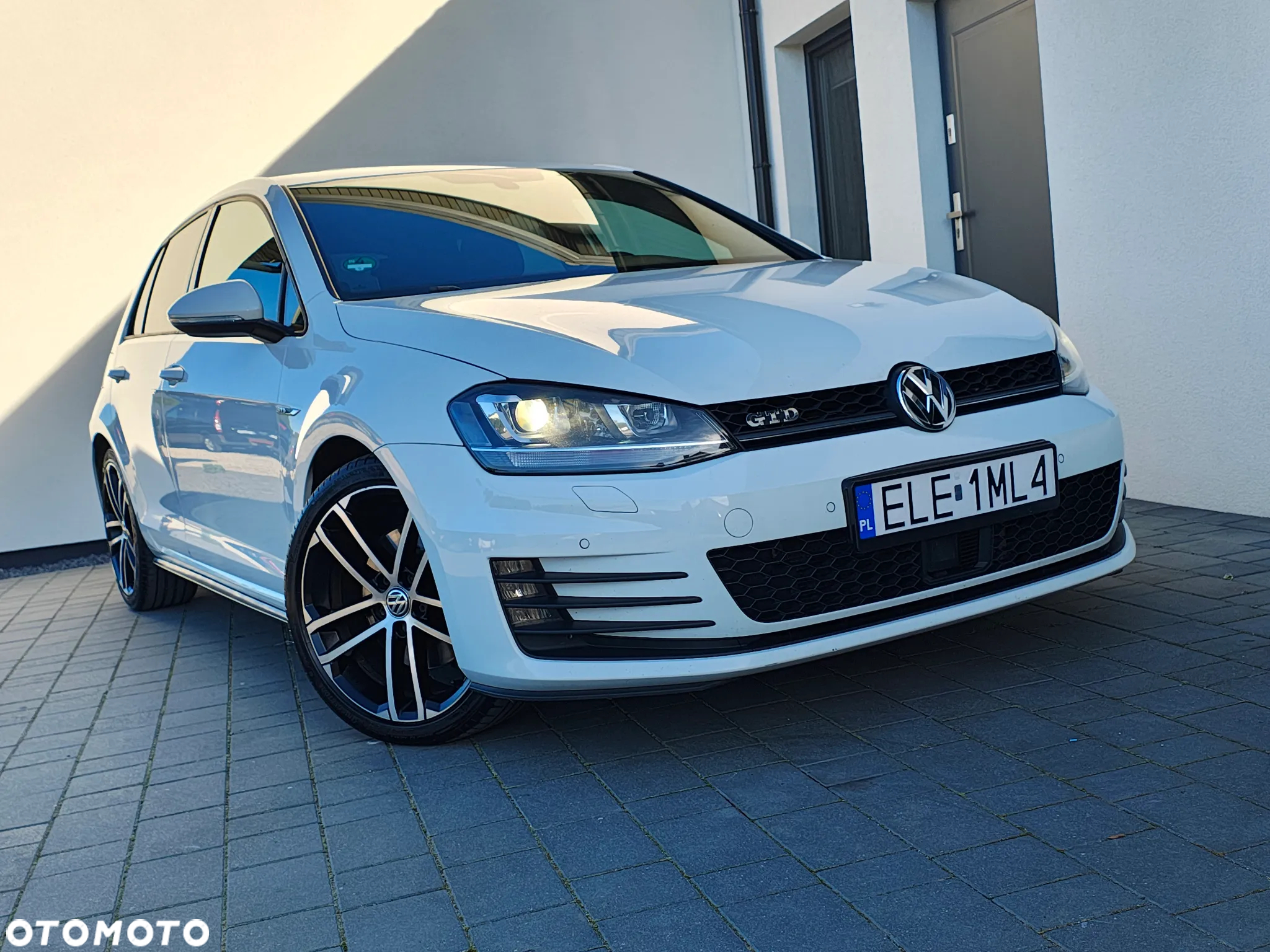 Volkswagen Golf GTD 2.0 TDI SCR DSG - 11