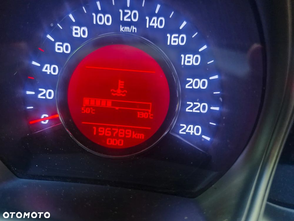 Kia Ceed - 14