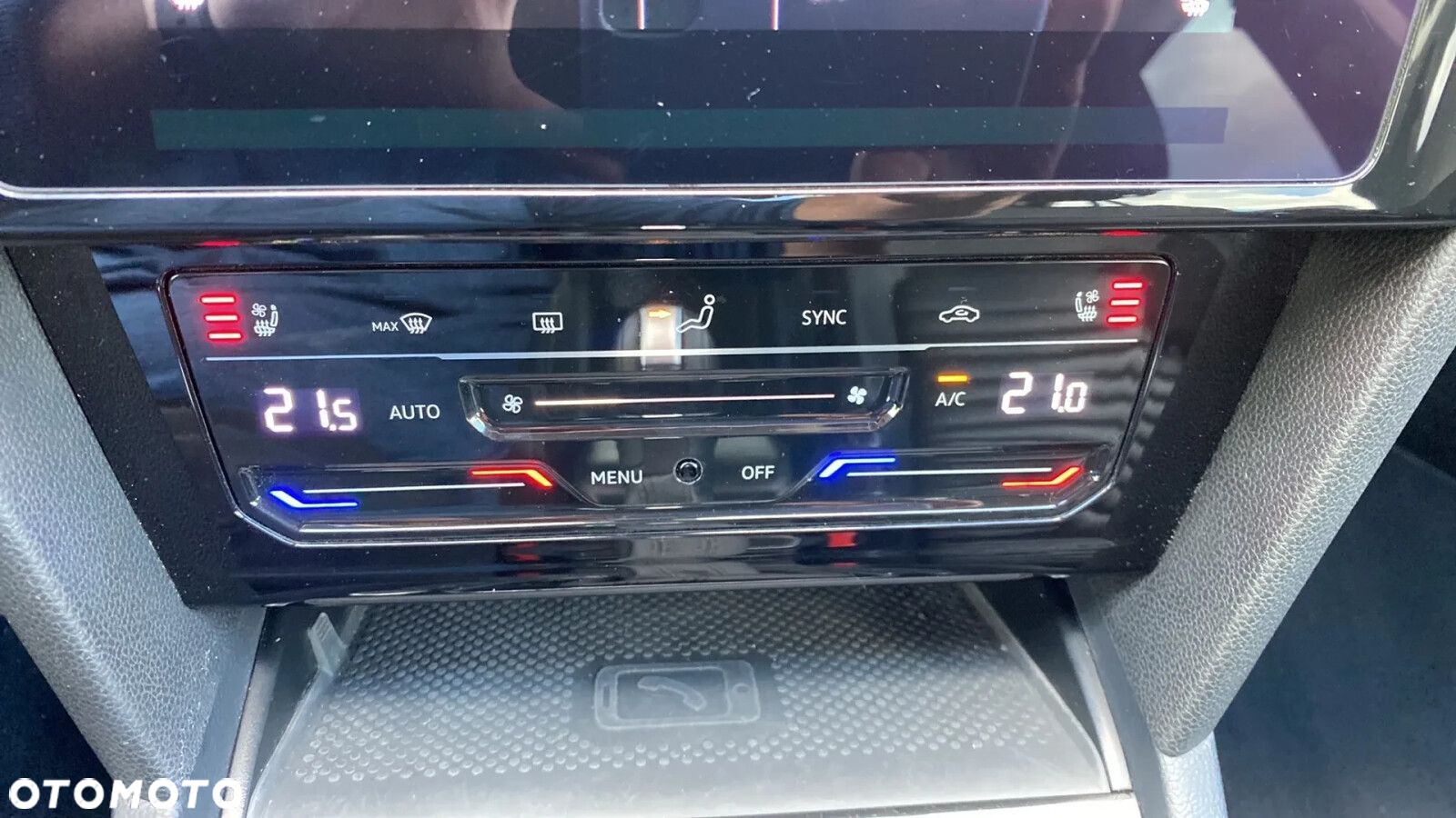 Volkswagen Passat - 25