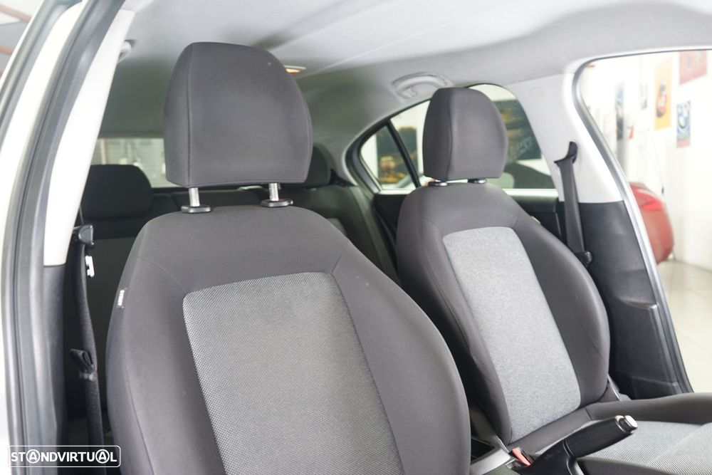 Fiat Tipo 1.3 M-Jet Lounge - 32