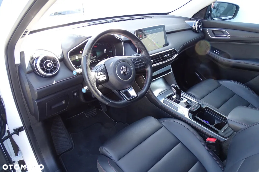 MG EHS 1.5T-GDI PHEV Luxury - 14