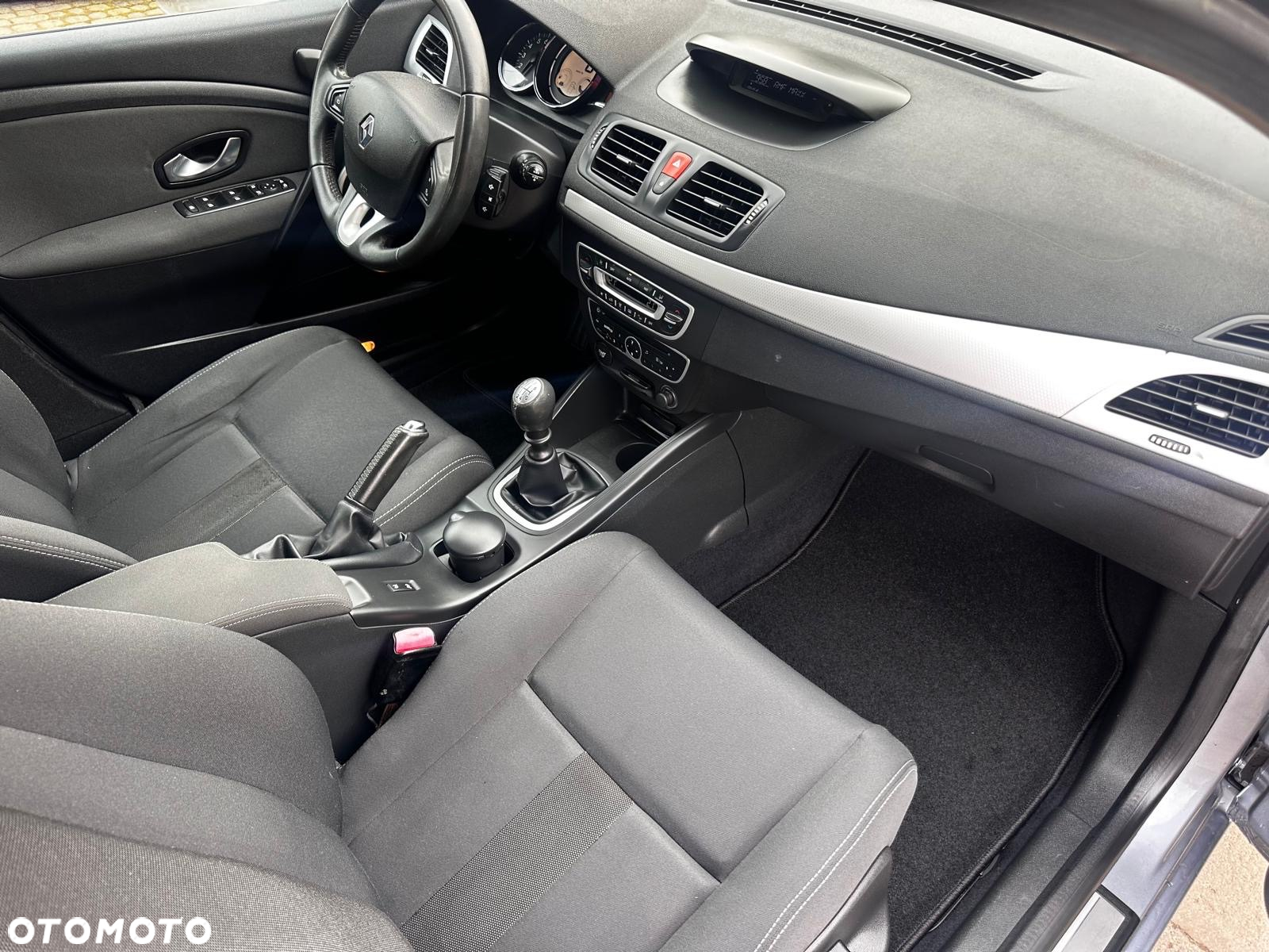 Renault Megane 1.6 16V 110 Expression - 15