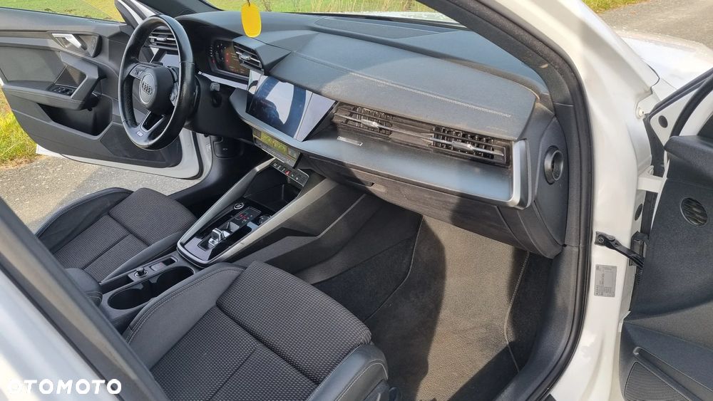 Audi A3 Sportback 2.0 TDI (clean diesel) S tronic S line Sportpaket - 24