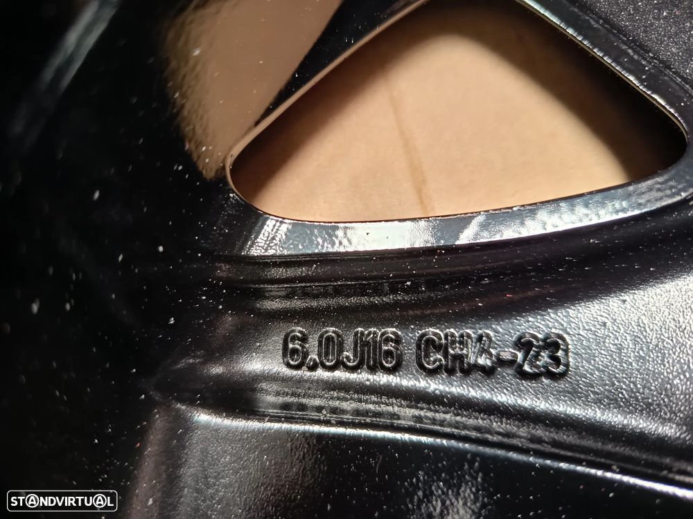 Conjunto jantes alumínio Citroen C3 Ref: 9677111977 - 5