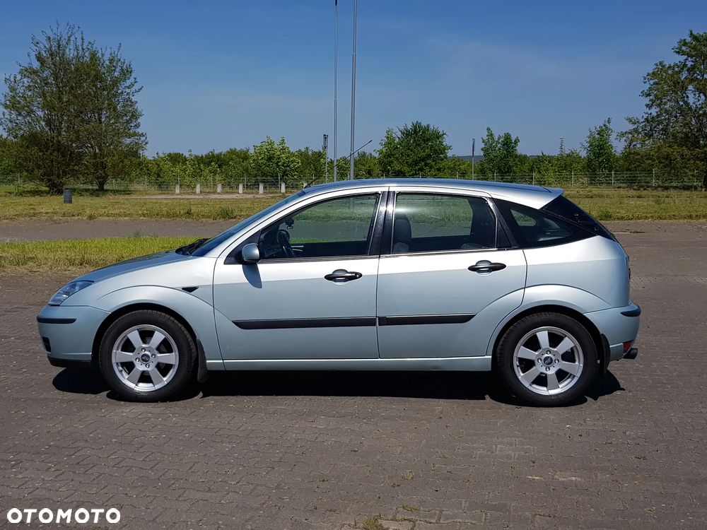 Ford Focus 1.6 X100 - 22