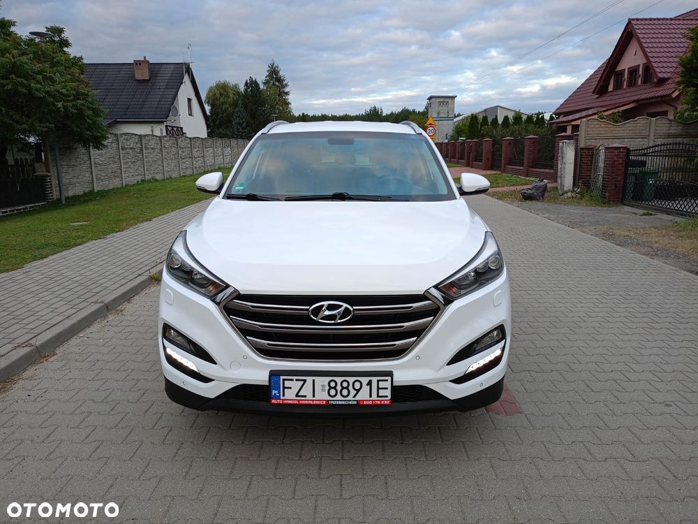 Hyundai Tucson - 2