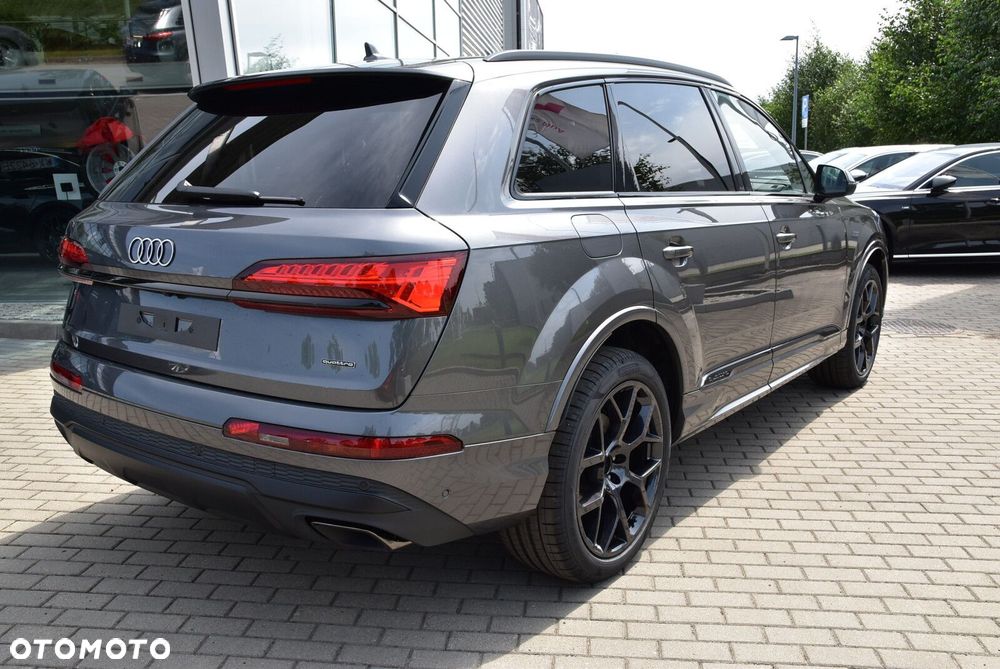 Audi Q7 - 7