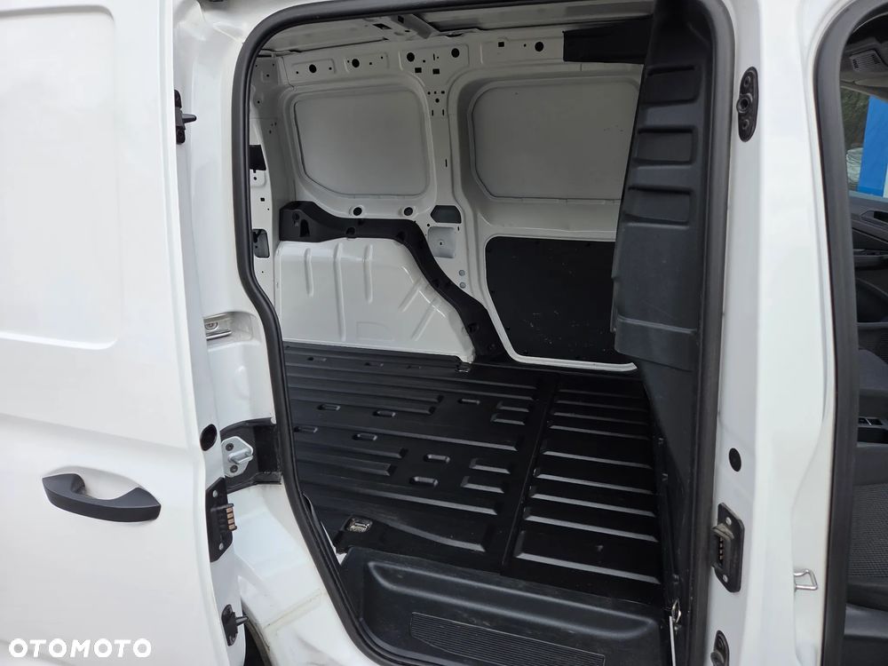 Volkswagen Caddy 2.0 TDI - 24