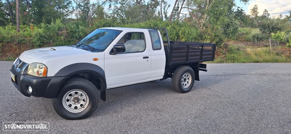 Nissan Navarra D22 4x4 - 15