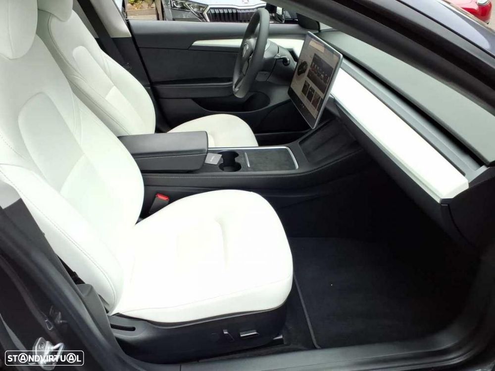 Tesla Model 3 Long Range AWD Dual Motor Performance - 6