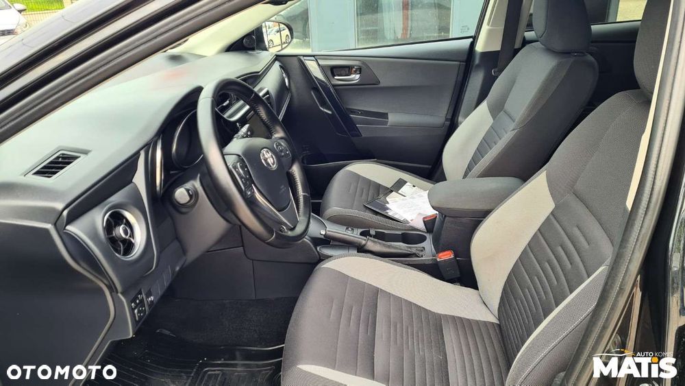 Toyota Auris - 28
