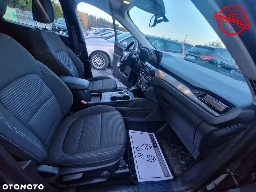Ford Kuga - 29