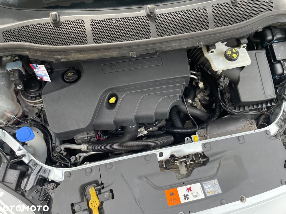 Ford S-Max - 39