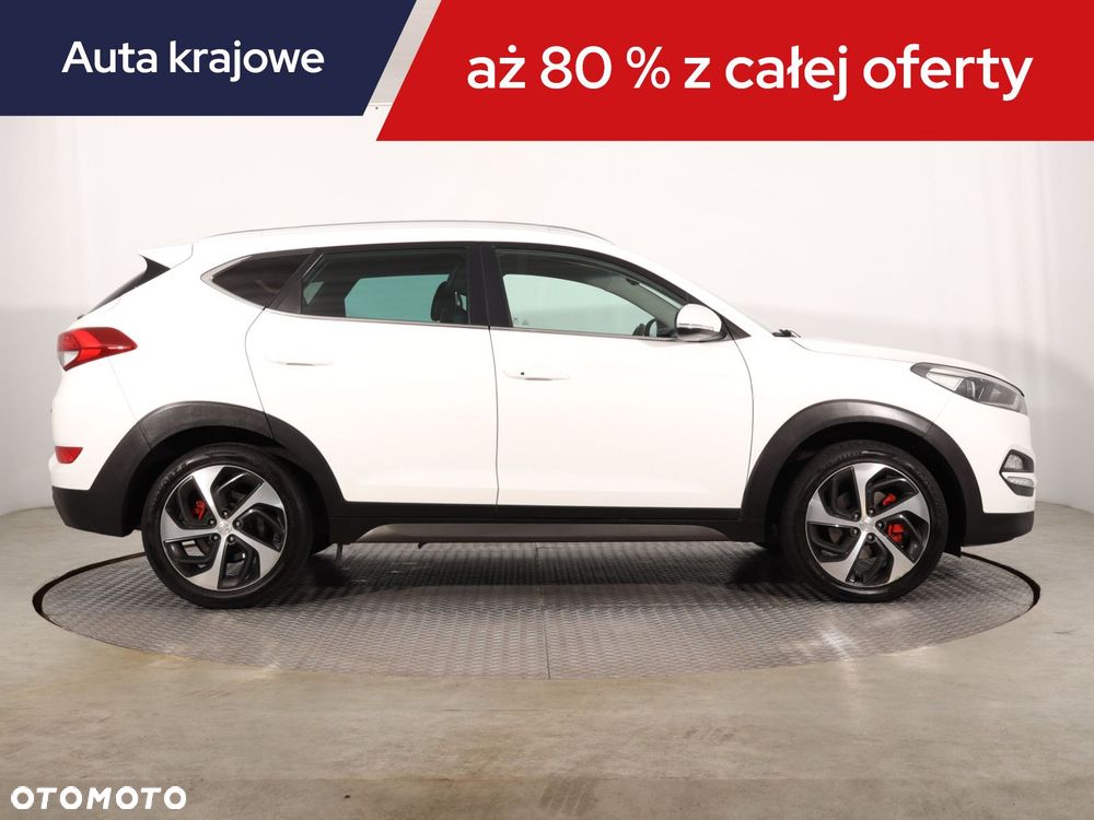 Hyundai Tucson - 8