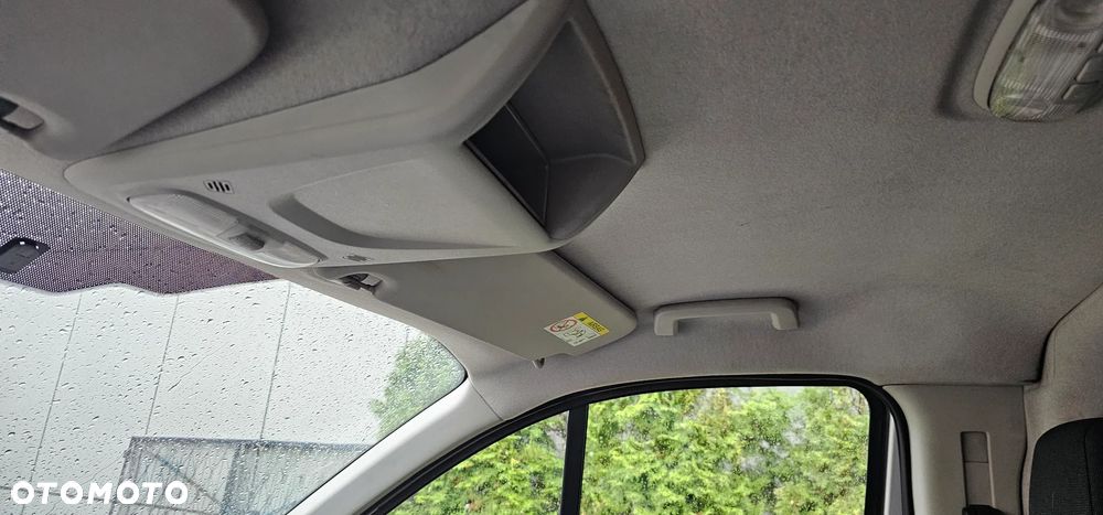 Ford TRANSIT CUSTOM - 21