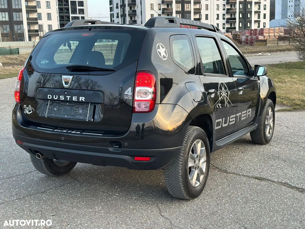 Dacia Duster dCi 110 FAP 4x4 Blackshadow - 11
