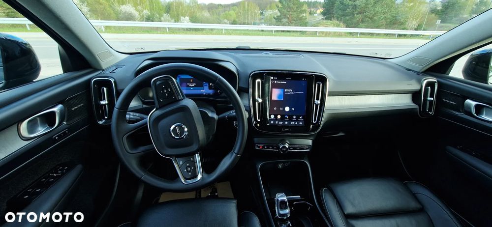 Volvo XC 40 B5 B AWD Ultimate Dark - 12