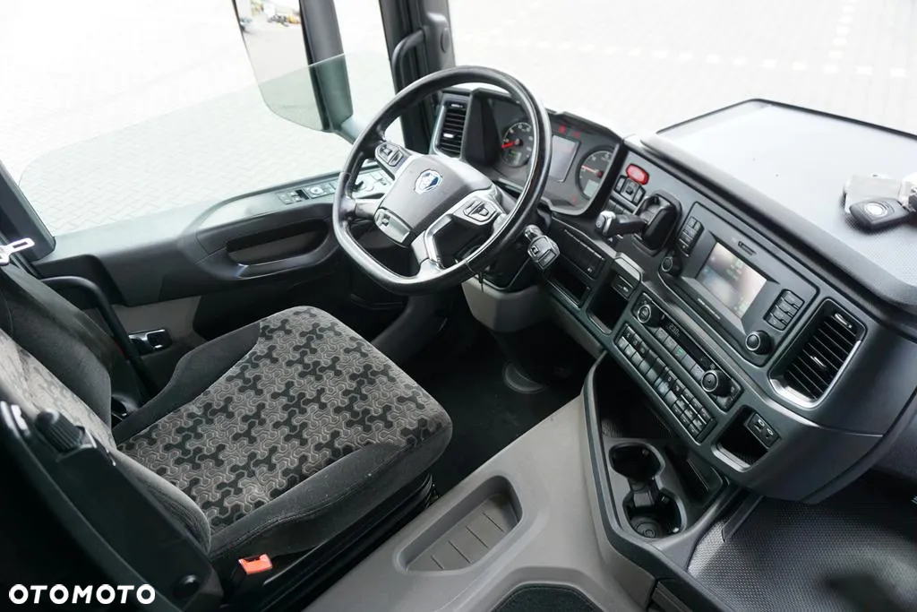 Scania P 250 / ACC / E 6  / FIRANKA + WINDA / DŁ. 9,3 M / 23 PALETY - 13